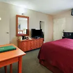 Quality Inn Airport East