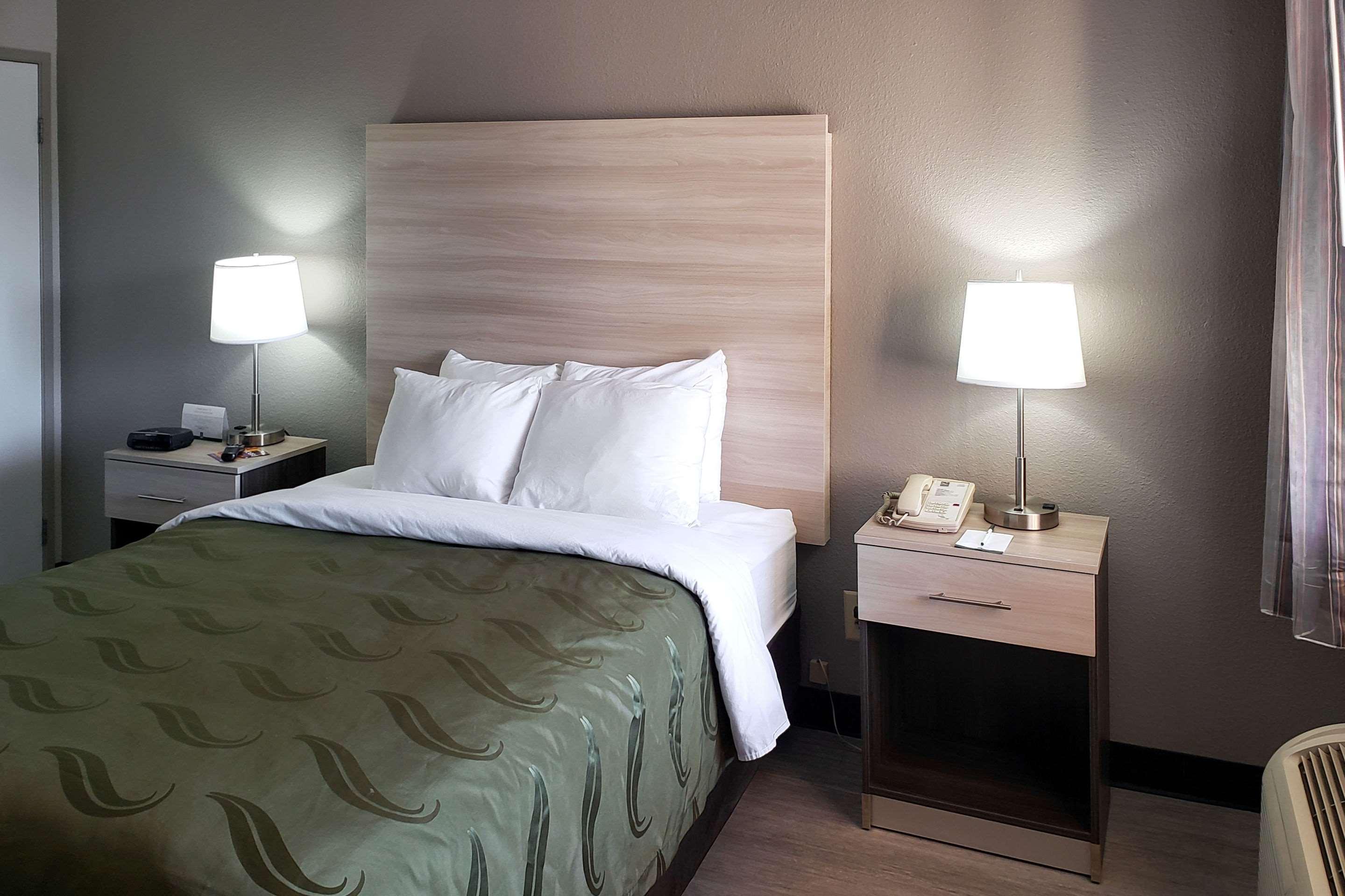 Quality Airport East Inn El Paso
