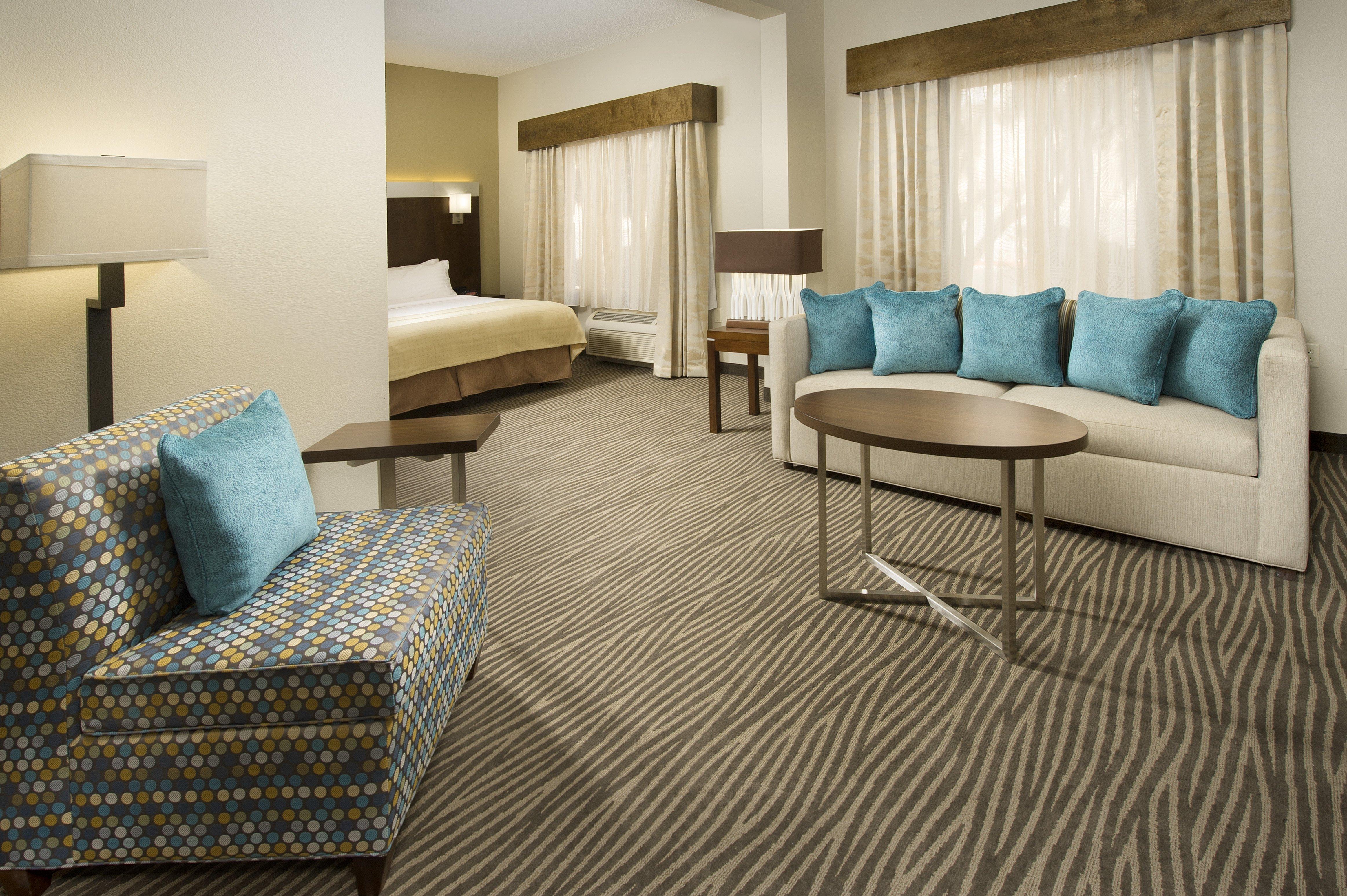 Hotel Airport By Ihg 3*