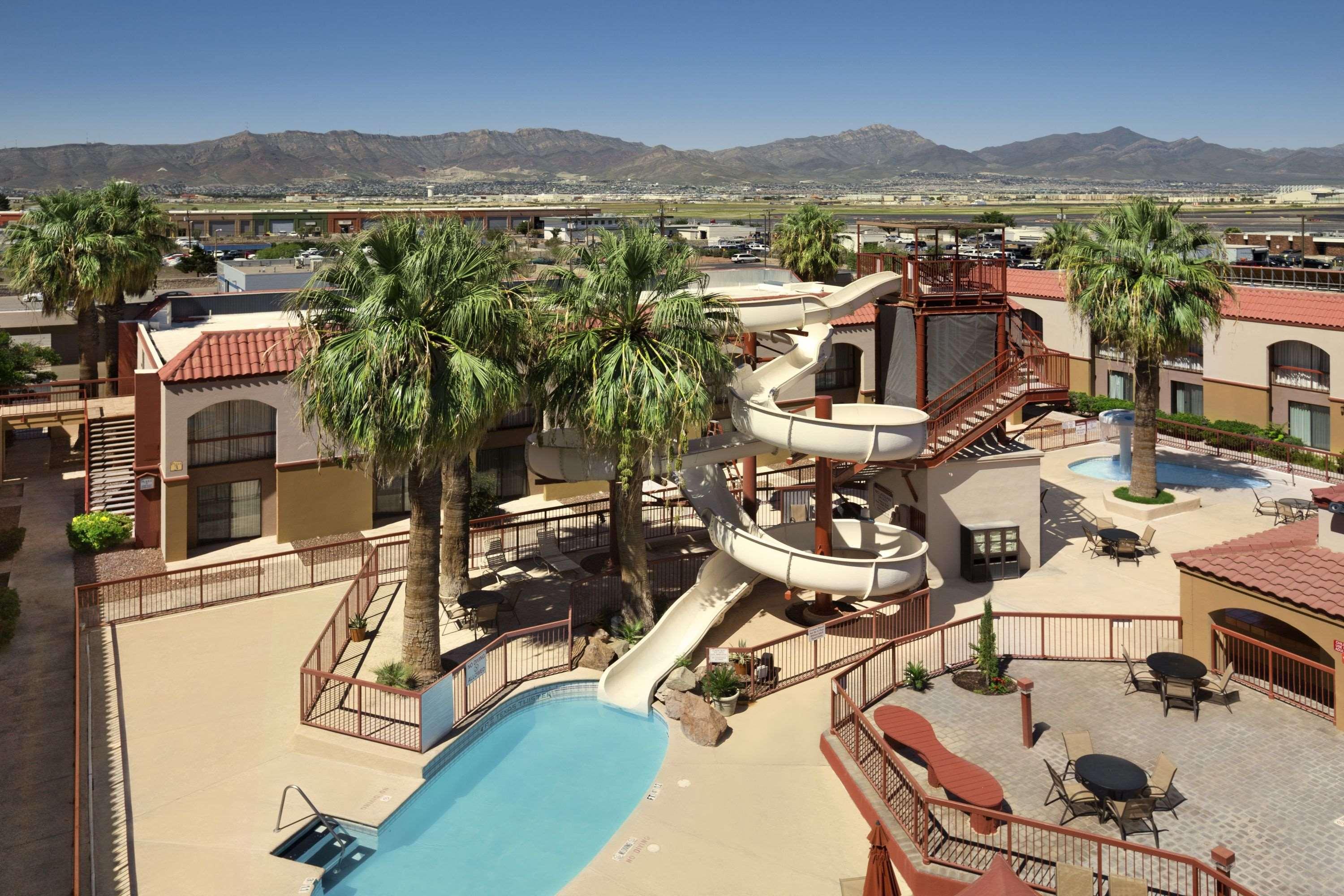 Wyndham Airport And Water Park El Paso