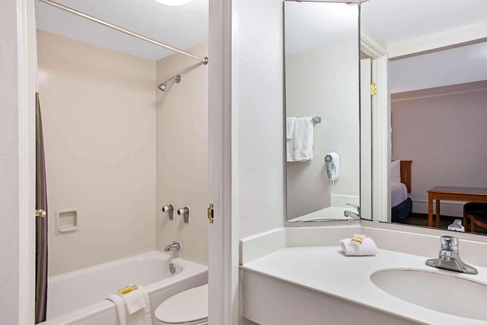 Hotel La Quinta By Wyndham East Lomaland