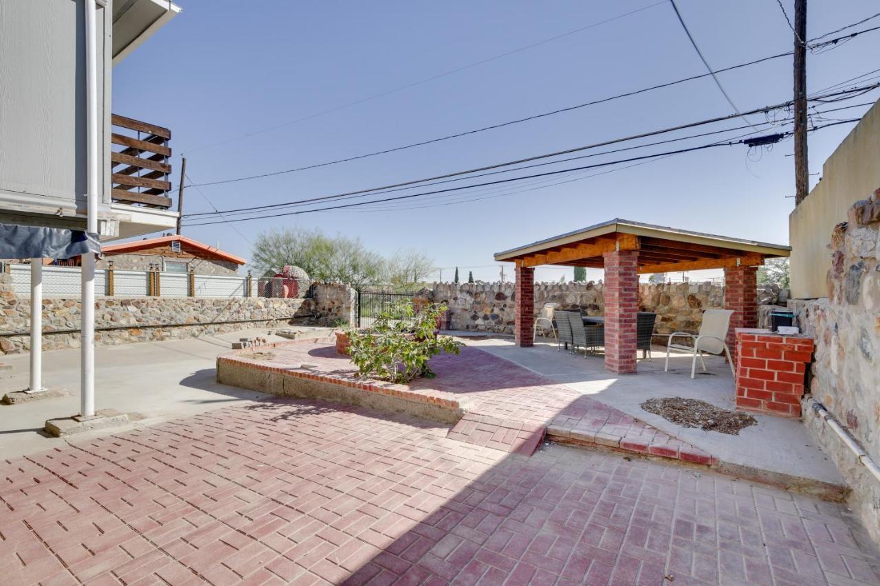 With Shared Patio Near Memorial Park Apartment *