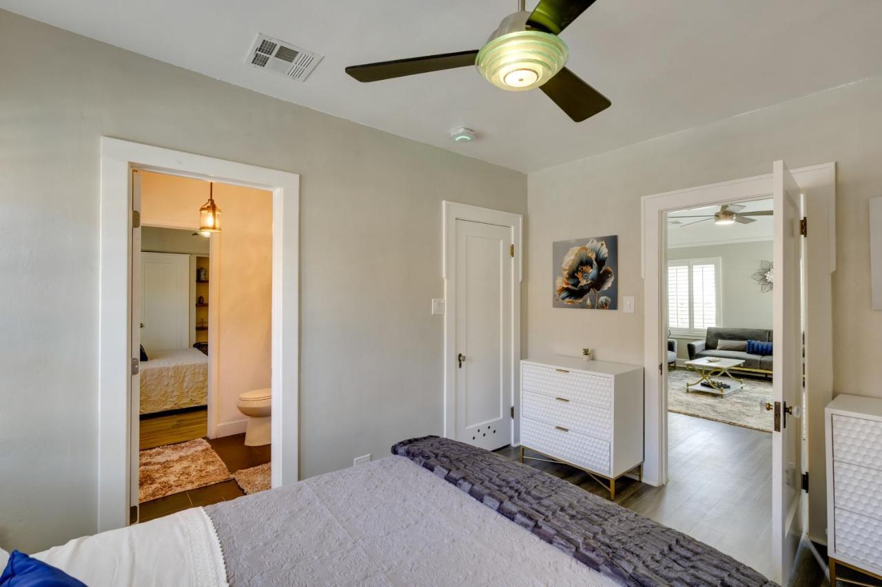 Apartment With Shared Patio Near Memorial Park