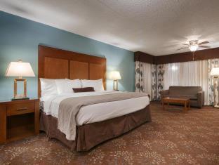 Hotel Western Airport & Conference Center 3*