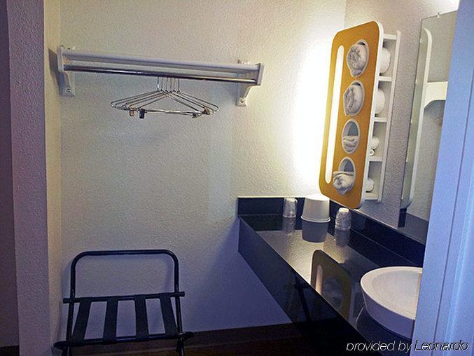 6-el Paso, Tx - East Hotel 2*