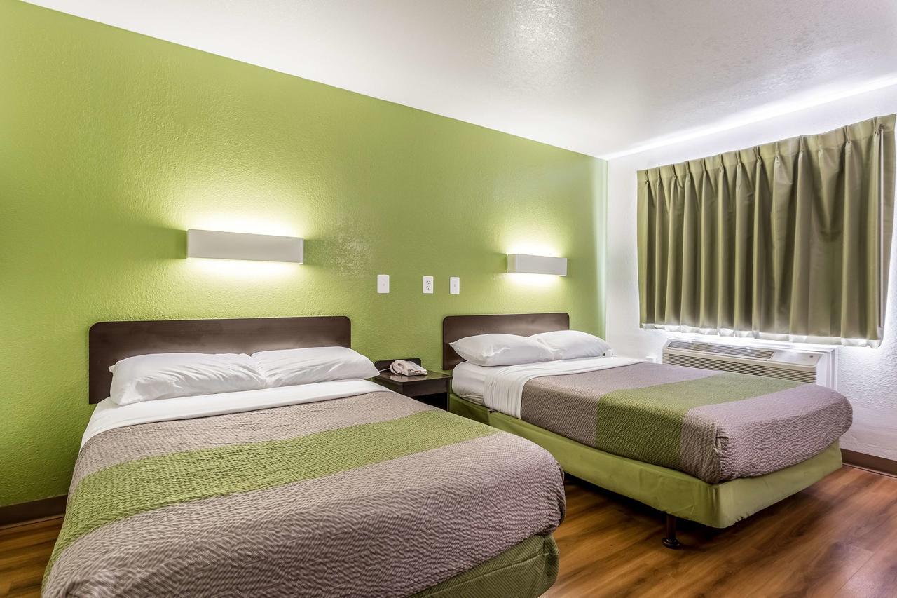 Hotel 6-el Paso, Tx - East 2*
