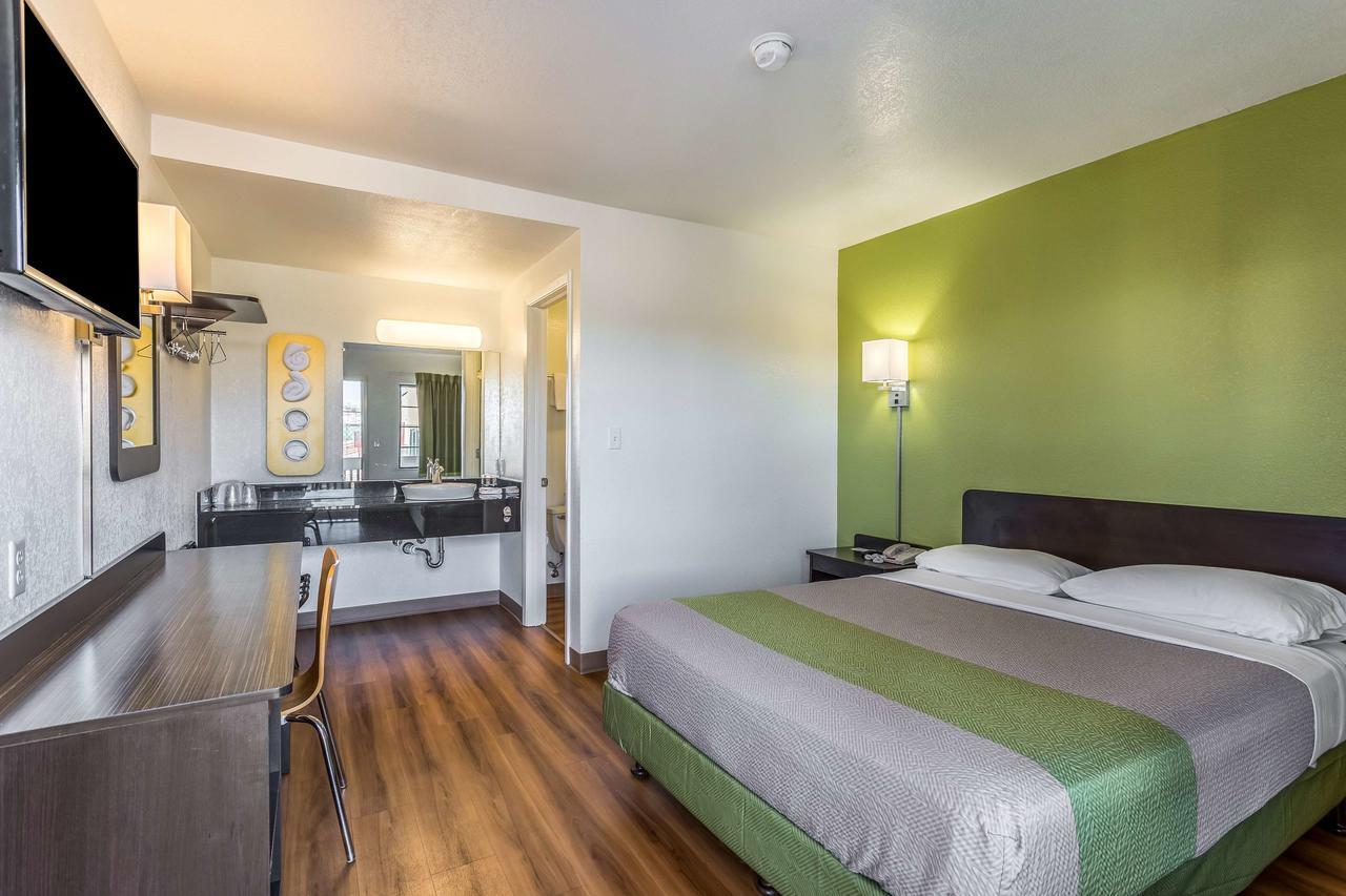 6-el Paso, Tx - East Hotel El Paso