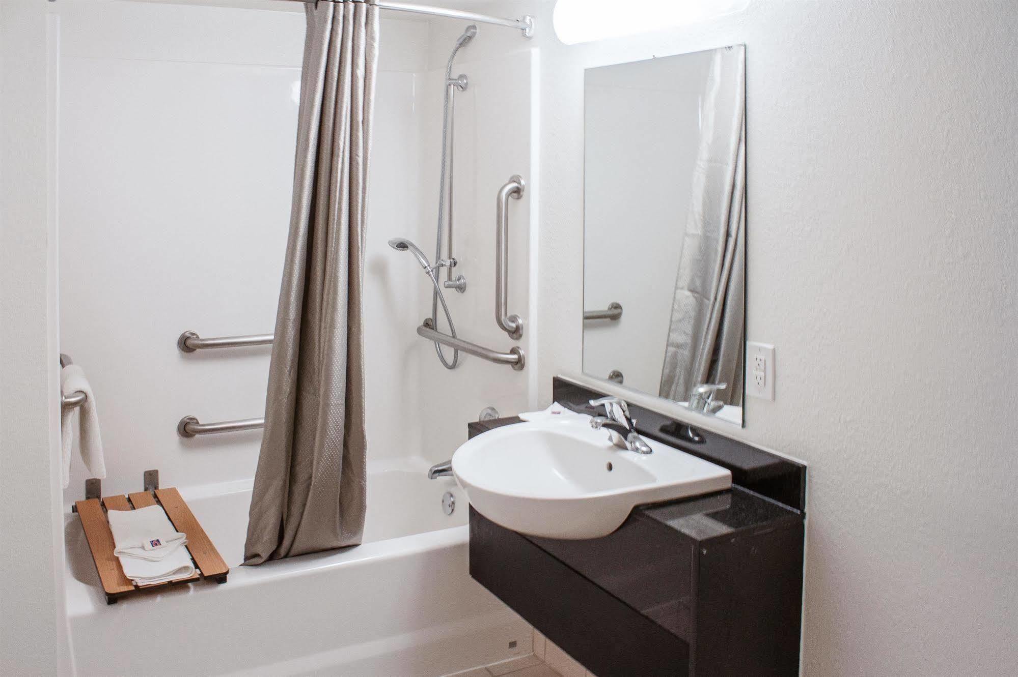 Hotel 6-el Paso, Tx - East 2*