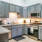 Pet-Friendly El Paso Retreat 20 Mi To Downtown!