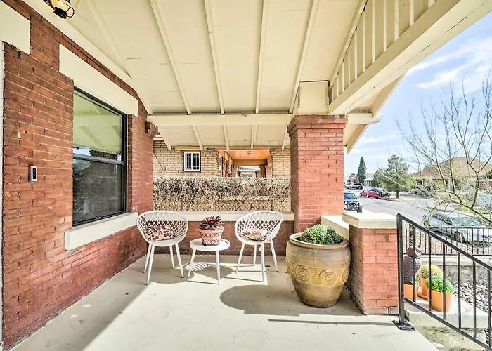 Colorful El Paso Home With Deck And Mtn Views!