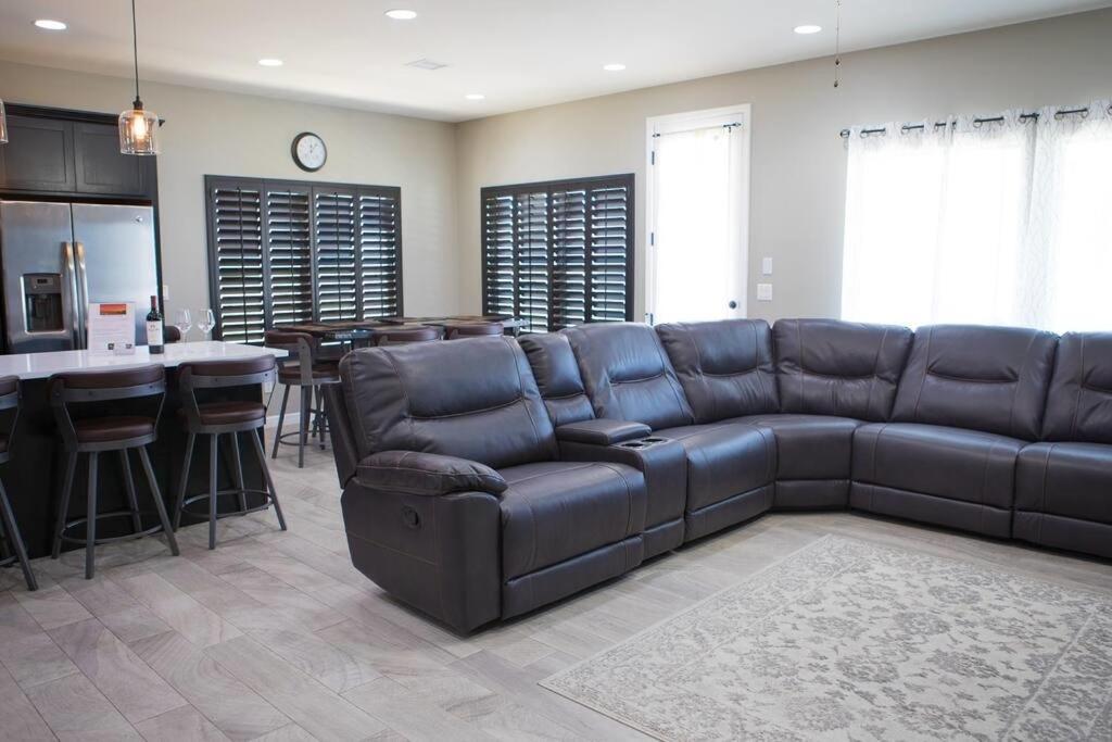 3127 Red Creek - Amazing Place - Feels Like Near Ft - Bliss Holiday home El Paso