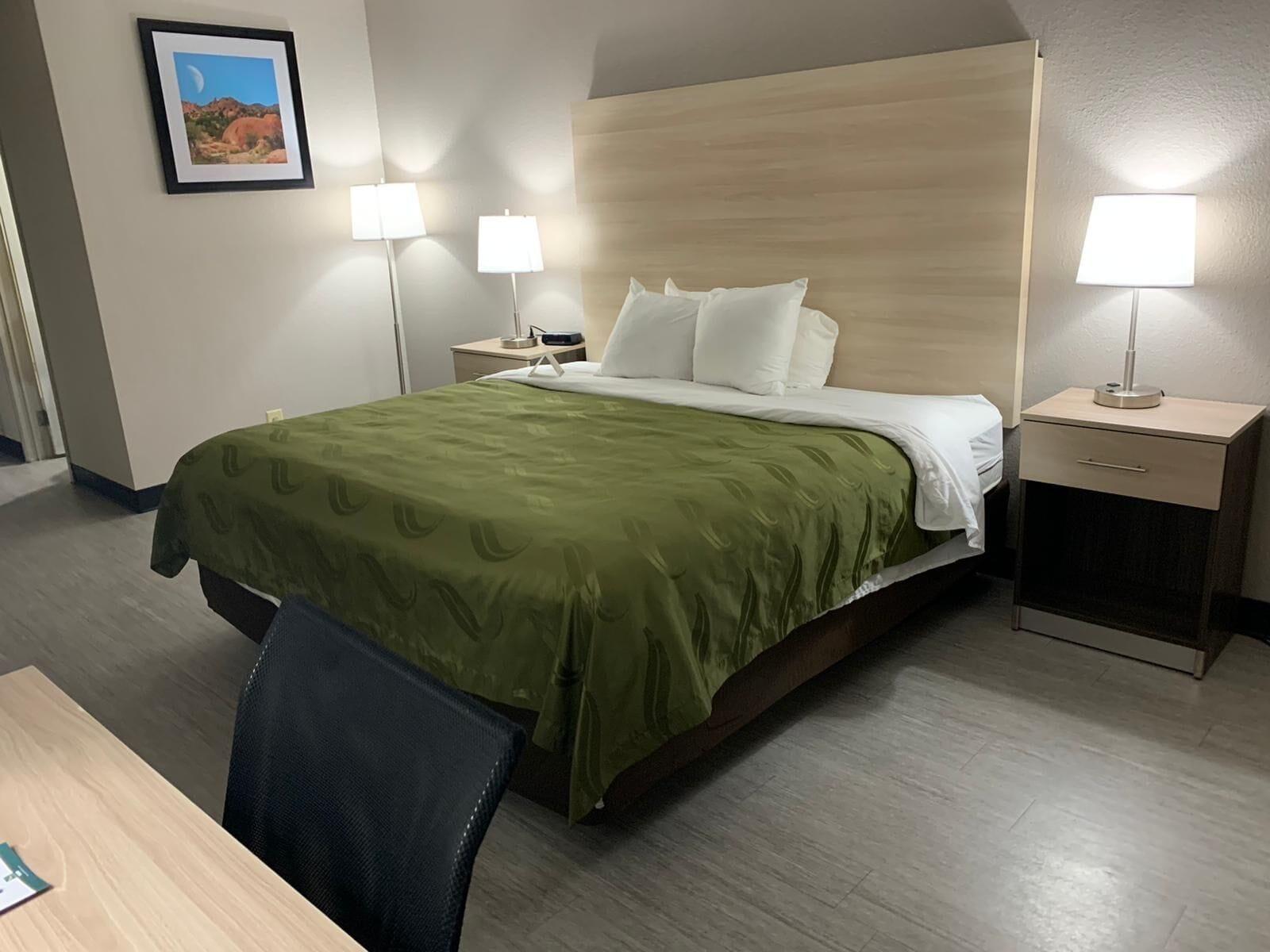 Quality Airport East Gasthof 2*