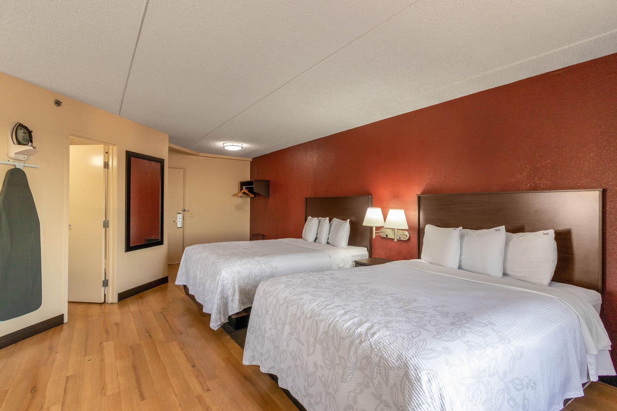 Red Roof Plus+ East Hotel El Paso