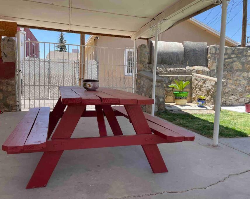 Comfortable With Private Entrance & Private Bathroom Apartamento