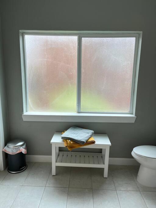 Comfortable With Private Entrance & Private Bathroom Apartamento El Paso