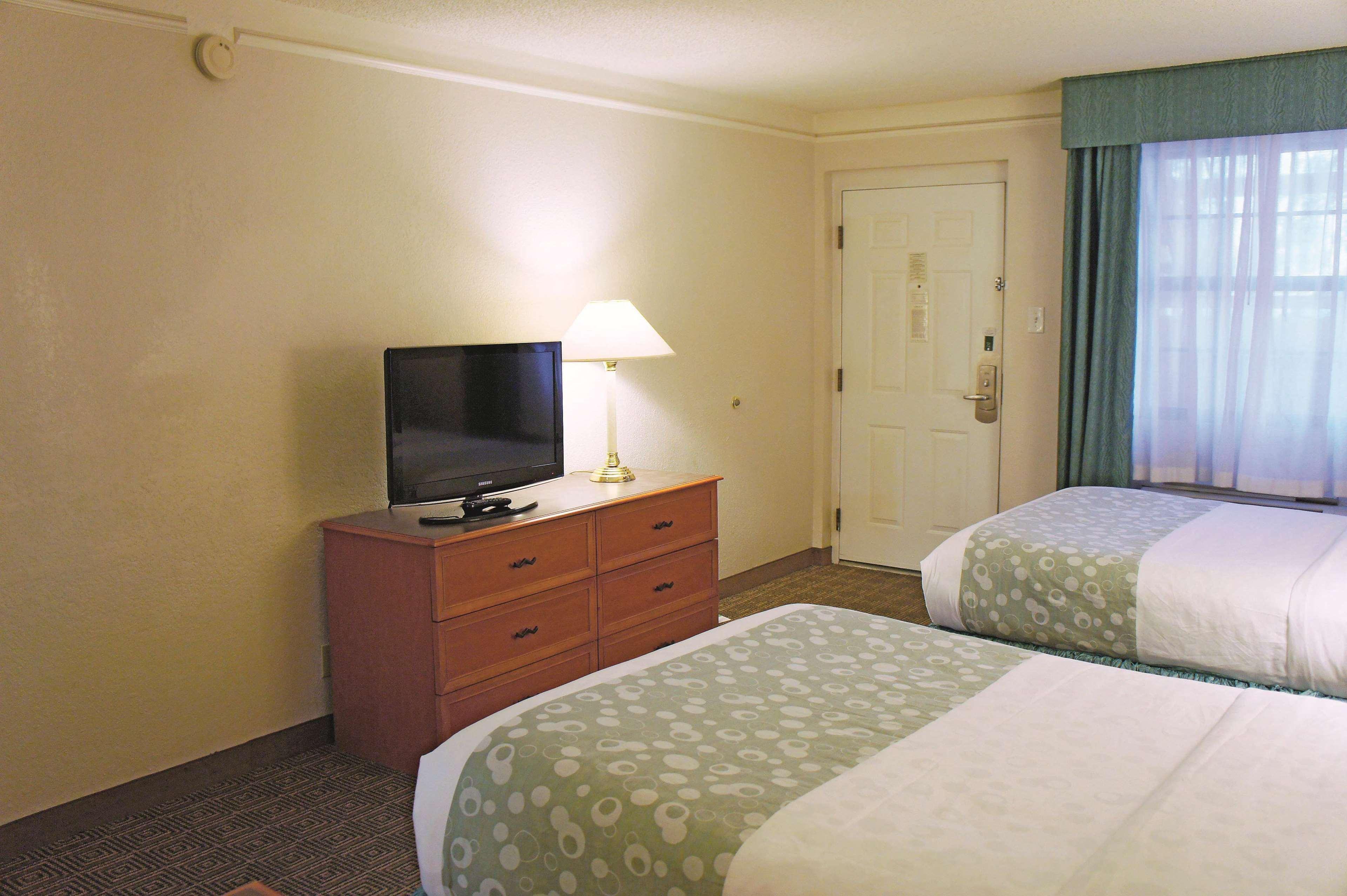 Hotel La Quinta By Wyndham Cielo Vista 3*