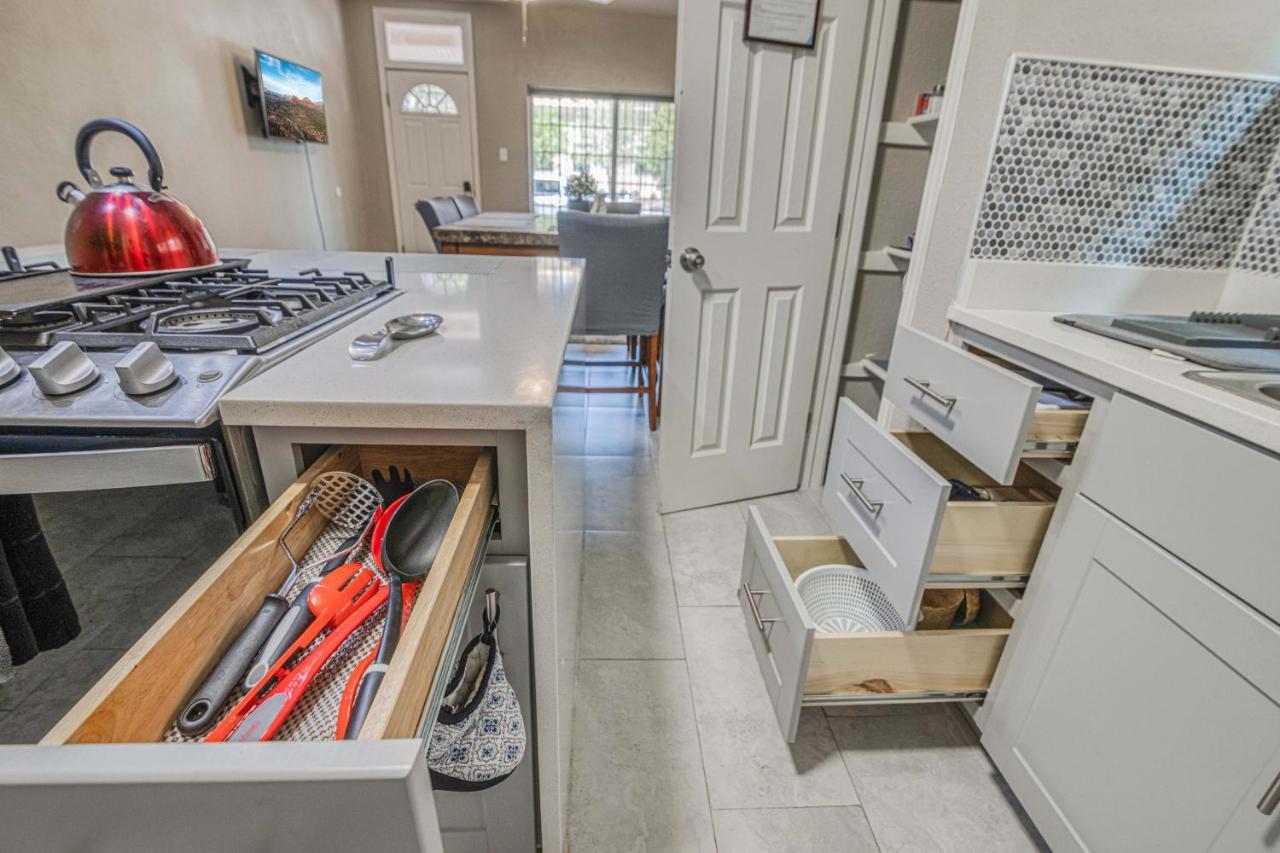 Close To All, Restful Duplex A In Downtown, Utep, Hospitals Apartamento