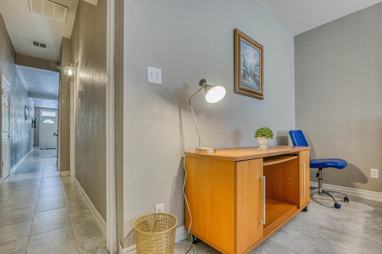 Close To All, Restful Duplex A In Downtown, Utep, Hospitals