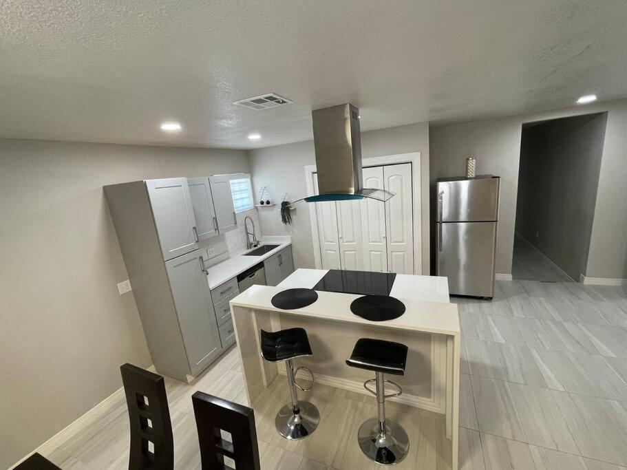 Big Family? On Over And Enjoy Duplex A+b * El Paso
