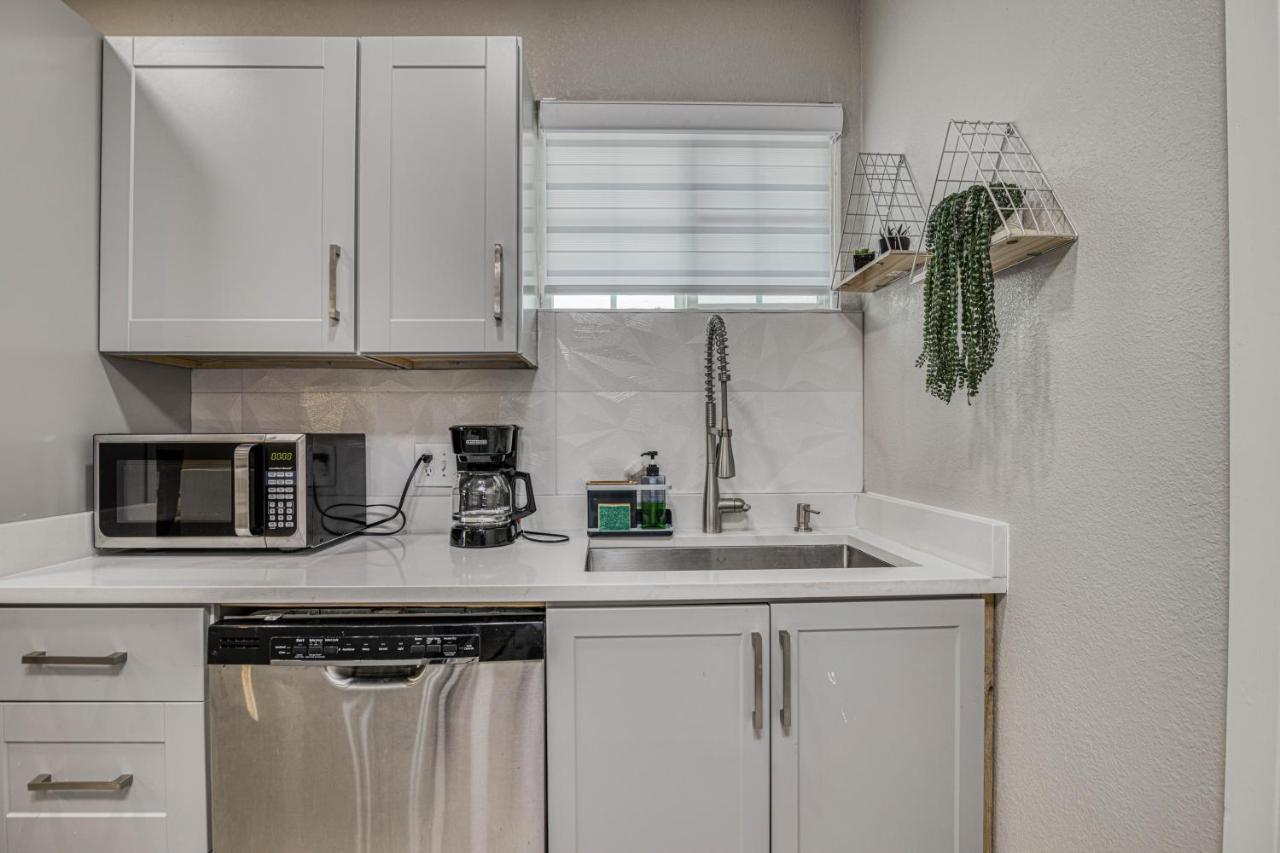 Big Family? On Over And Enjoy Duplex A+b El Paso
