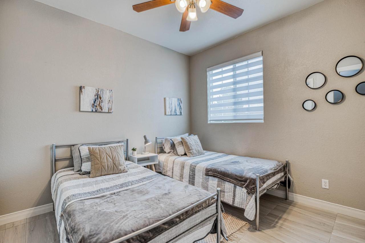 Big Family? On Over And Enjoy Duplex A+b * El Paso