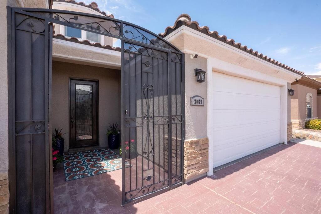 4 Bedroom Gorgeous Eastside
