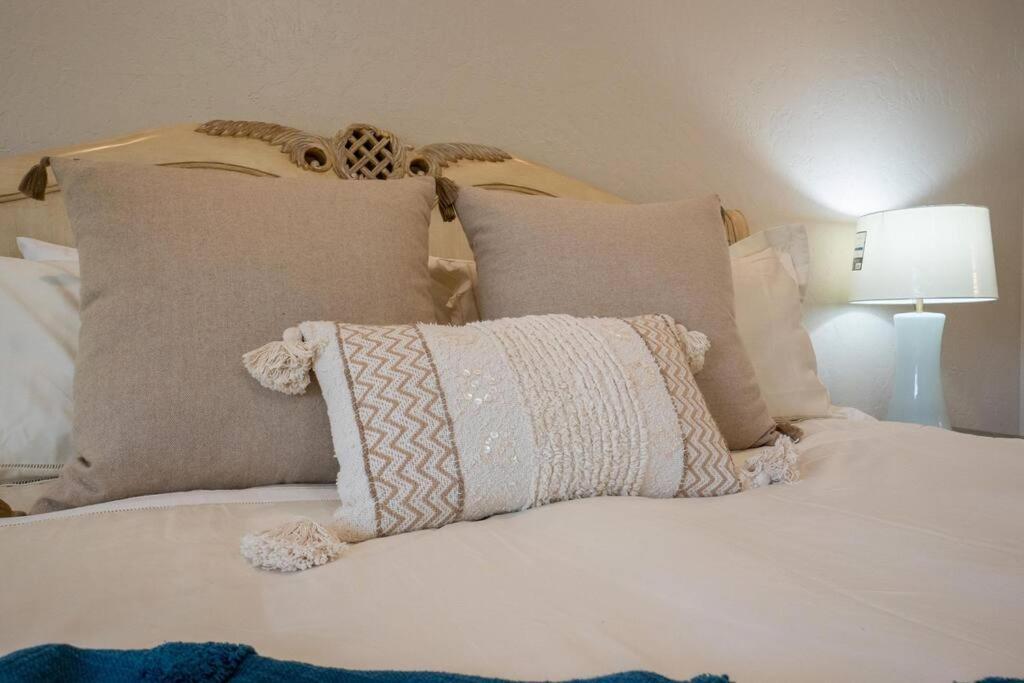 4 Bedroom Gorgeous Eastside Holiday home *