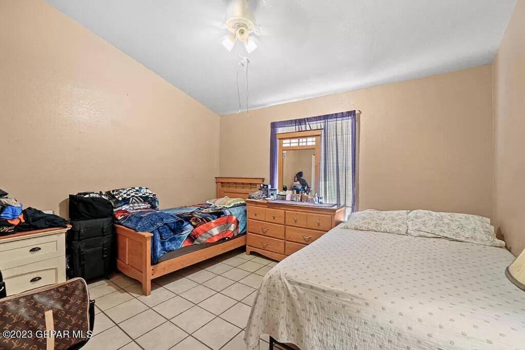 Private Master Bedroom For Rent