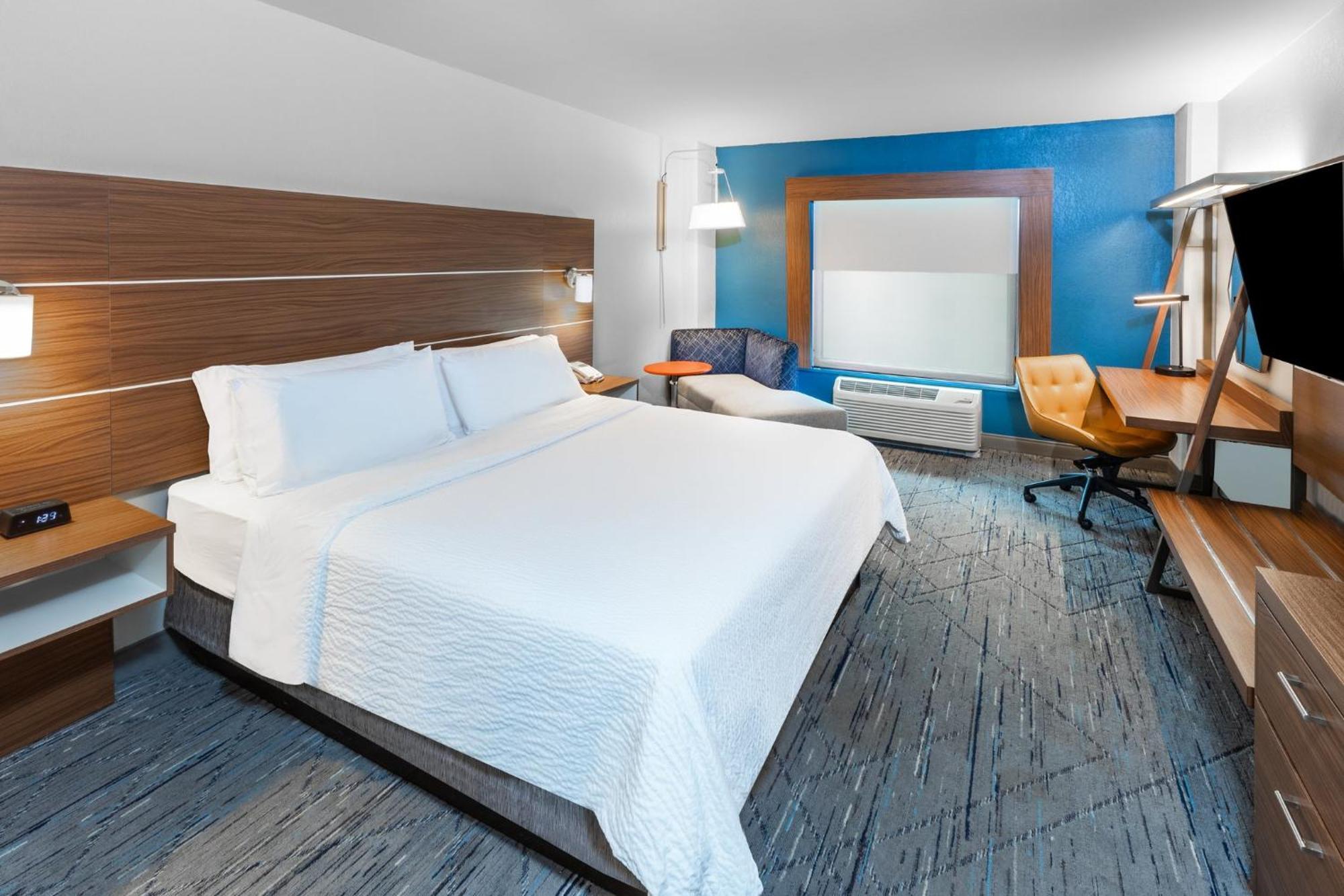 Express El Paso-central By Ihg Hotel