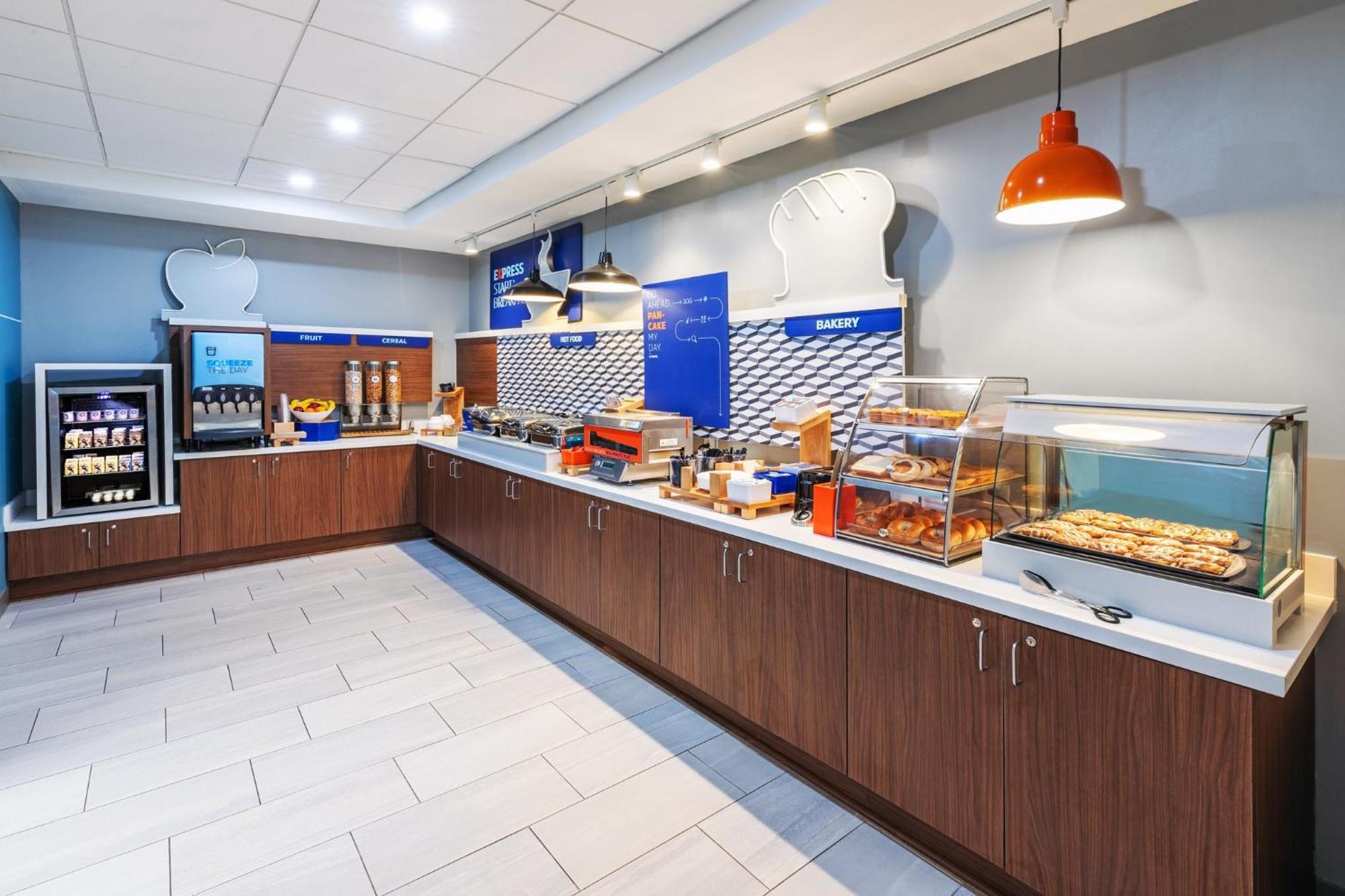 Express El Paso-central By Ihg