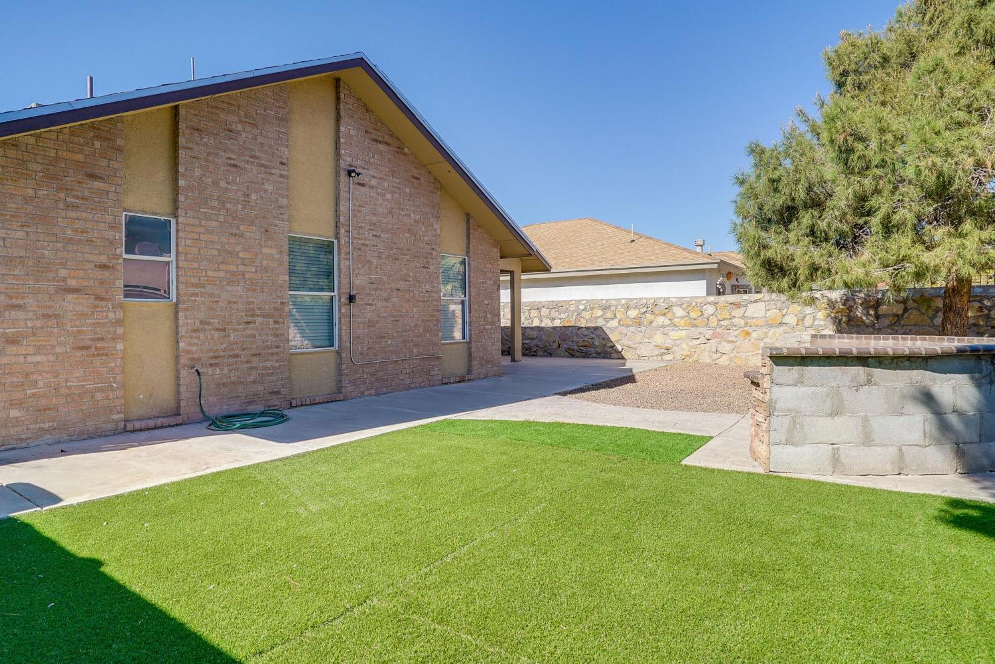 Holiday home Pet-friendly Retreat 20 Mi To Downtown! El Paso