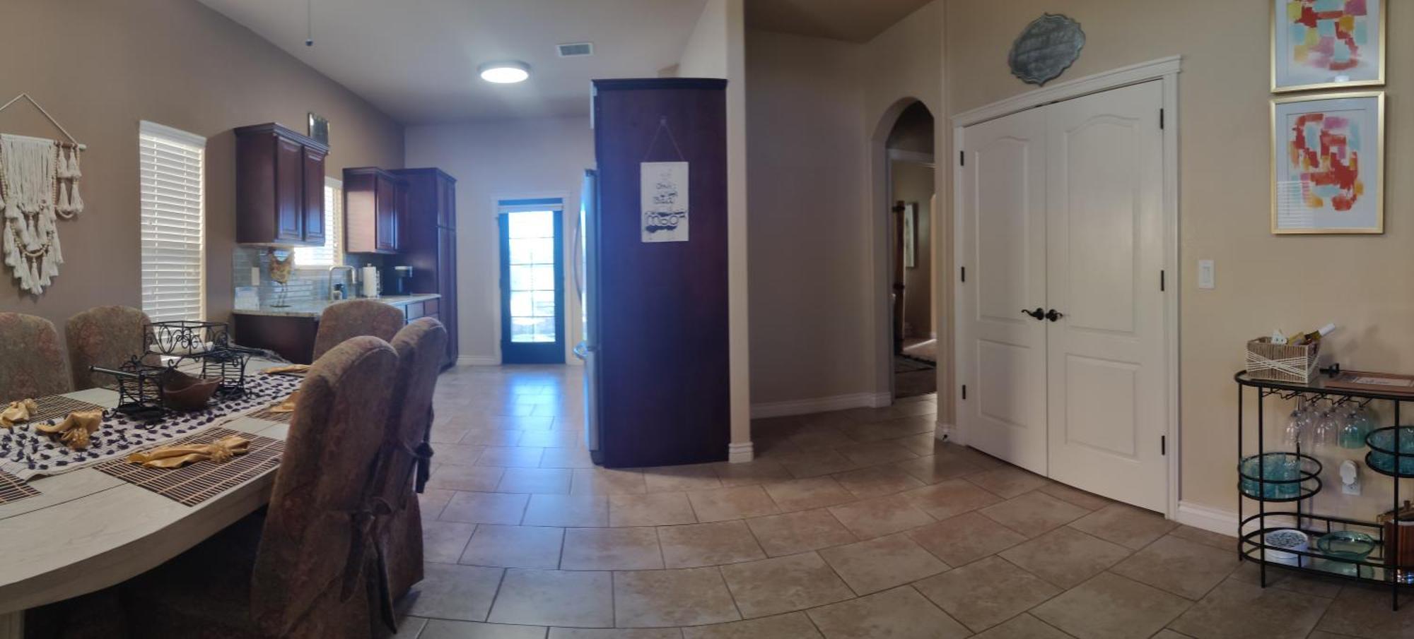 Wonderful, Plush & Luxurious 3 Bed * El Paso