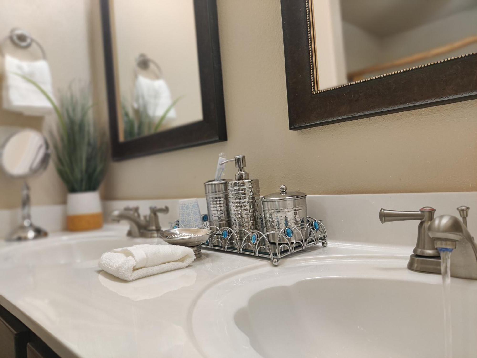 Wonderful, Plush & Luxurious 3 Bed El Paso