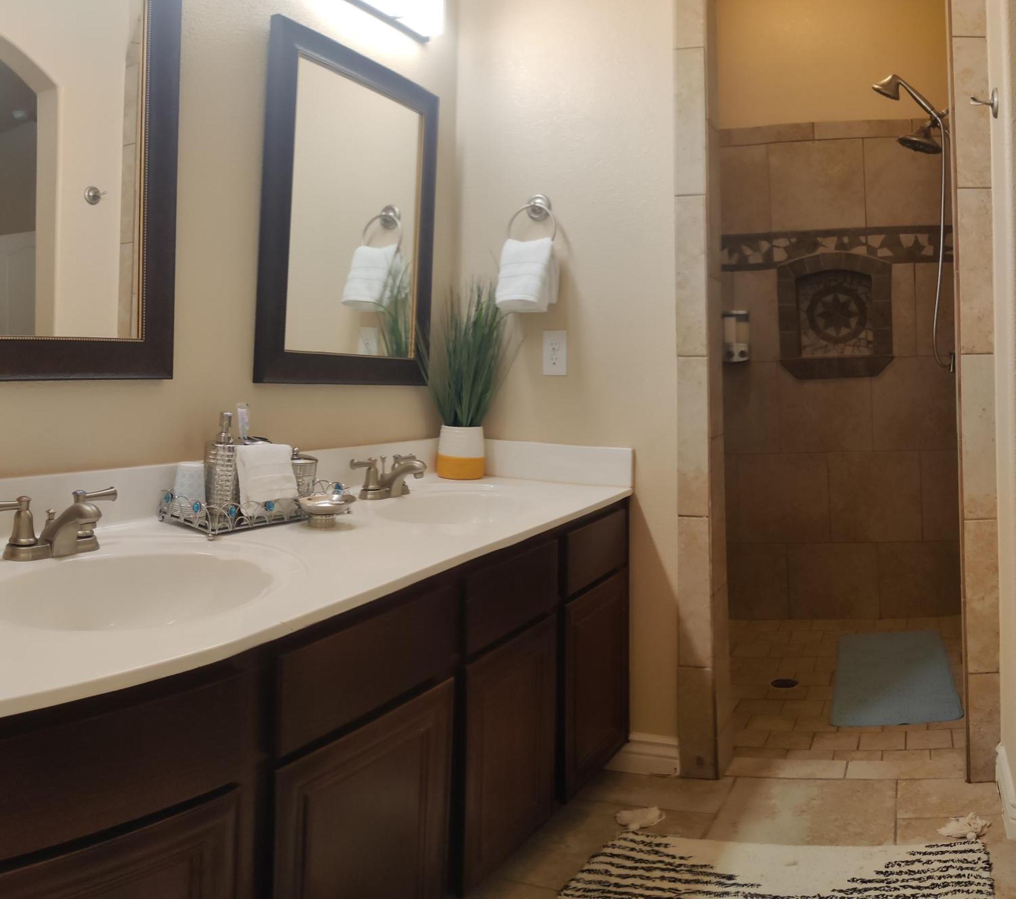 Wonderful, Plush & Luxurious 3 Bed