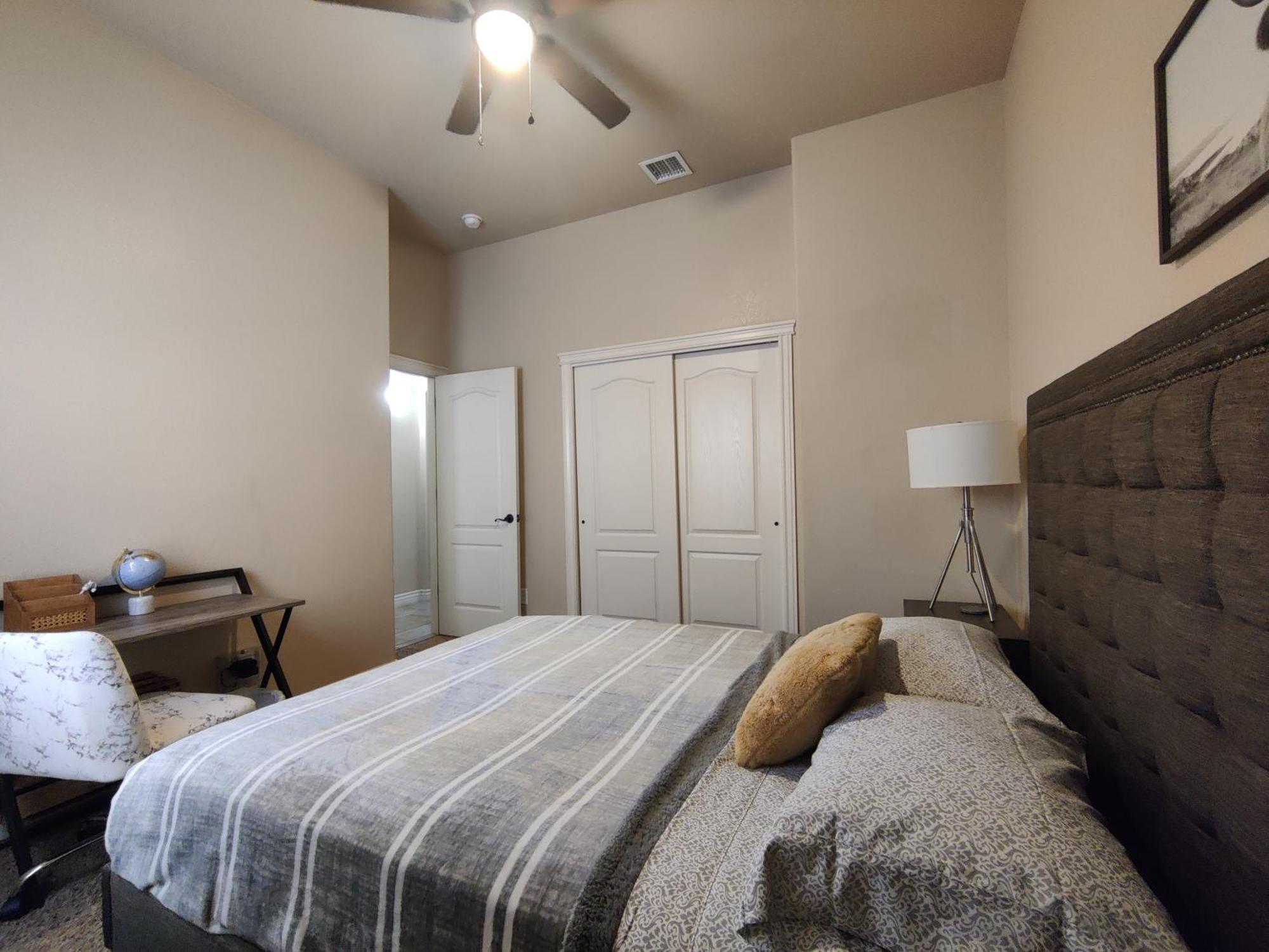 Holiday home Wonderful, Plush & Luxurious 3 Bed El Paso