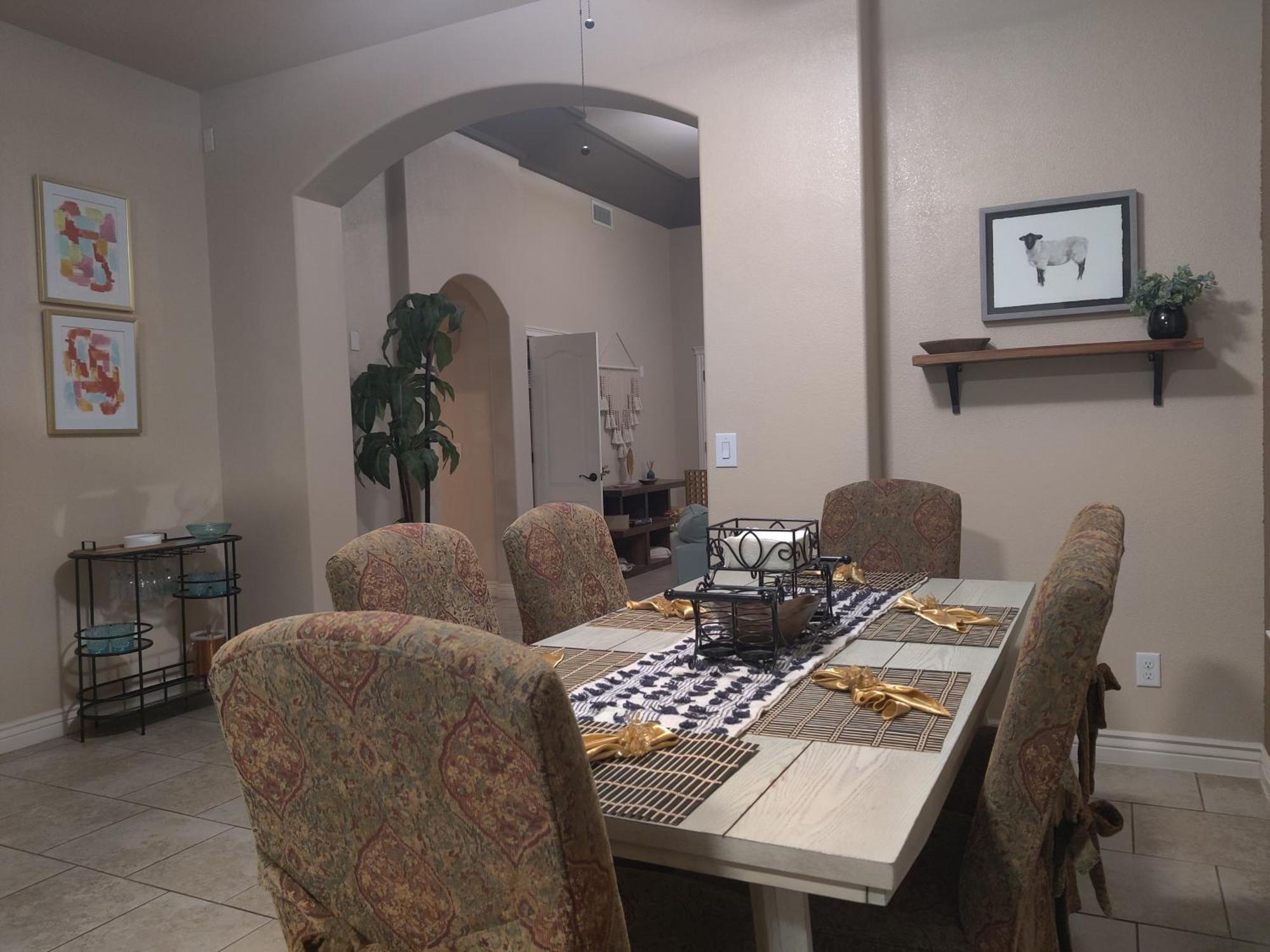 Holiday home Wonderful, Plush & Luxurious 3 Bed