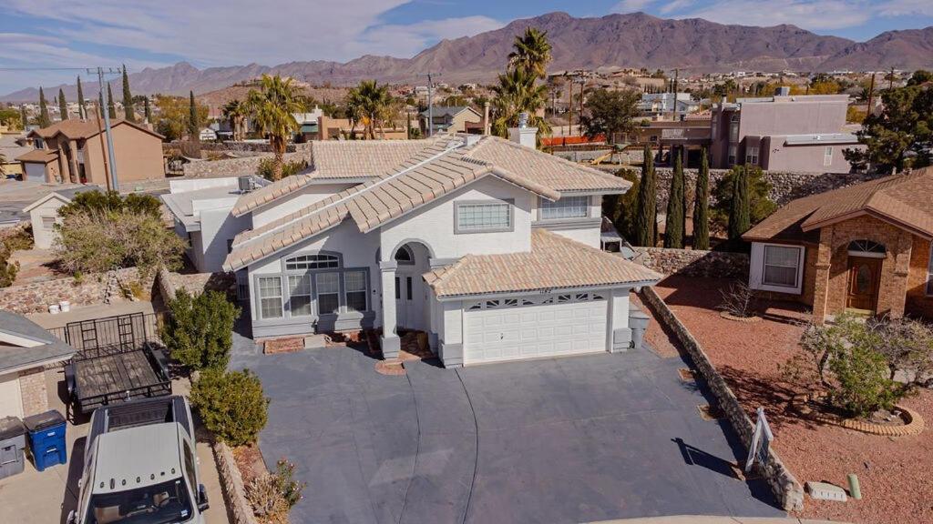 Apartment West Ep Poolside Mountain Views