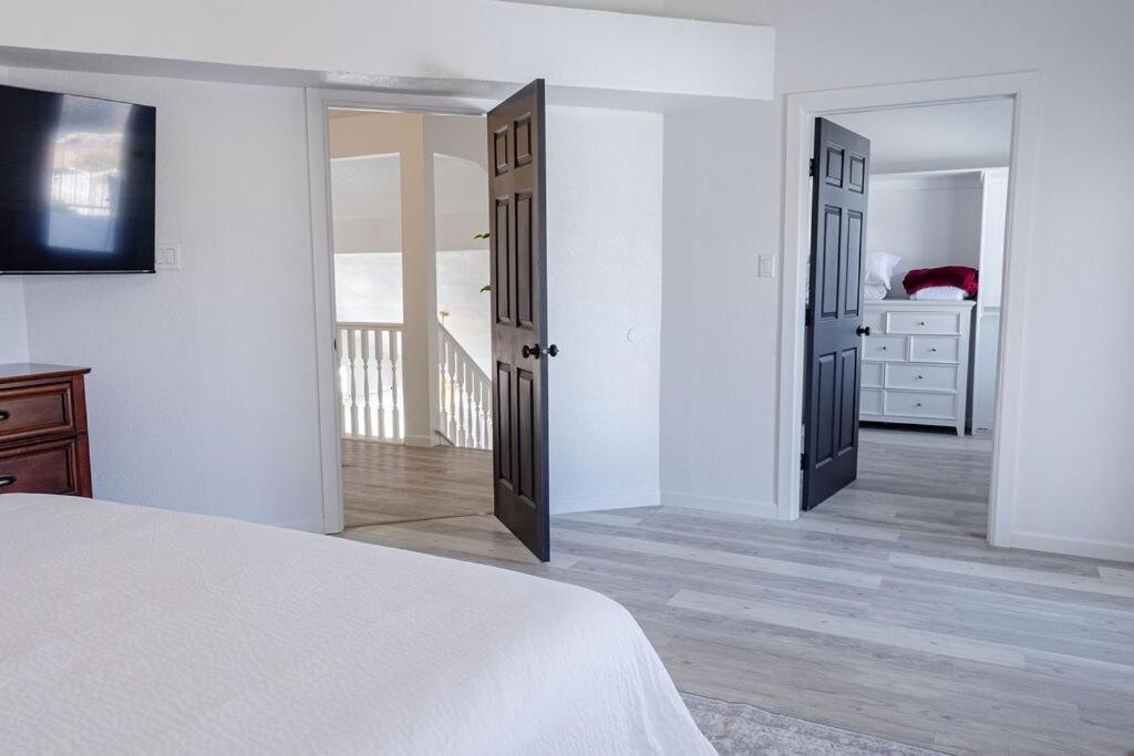 Apartment West Ep Poolside Mountain Views *