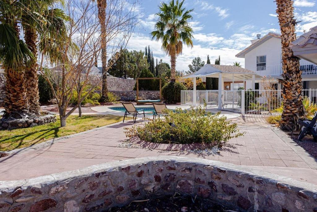 Apartment West Ep Poolside Mountain Views