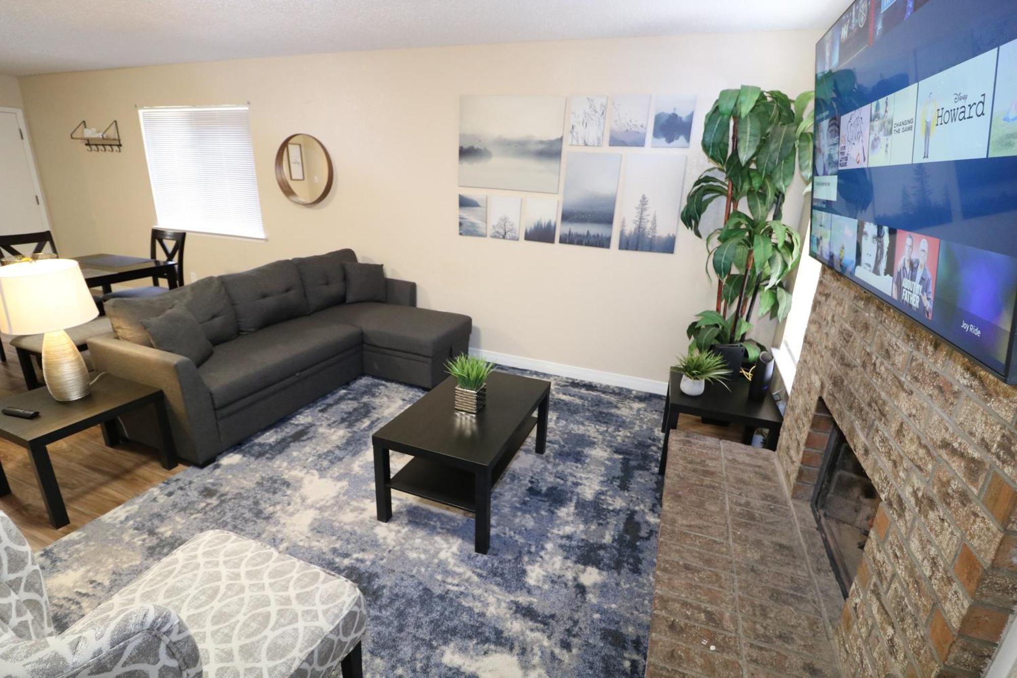 Holiday home Two King, Cozy & Comfy! *