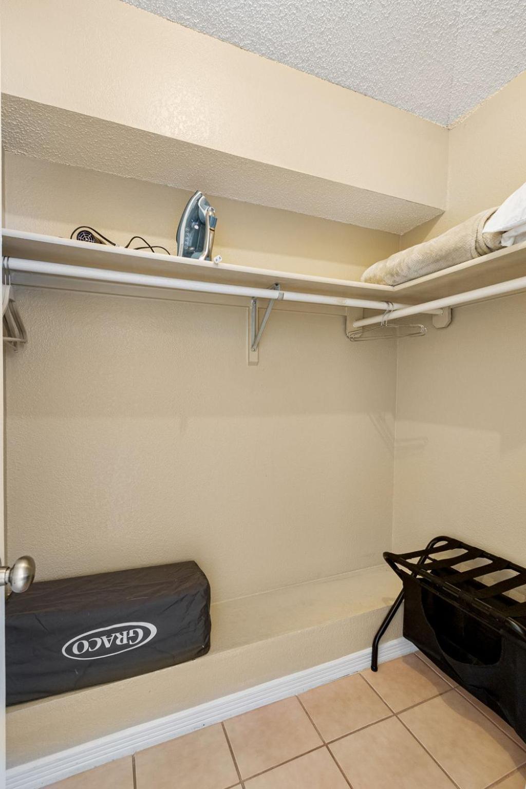Holiday home Peaceful West: 4br Dusk Haven