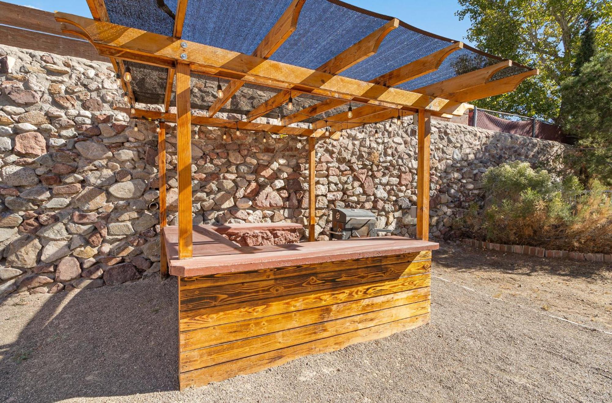 Peaceful West: 4br Dusk Haven Holiday home El Paso