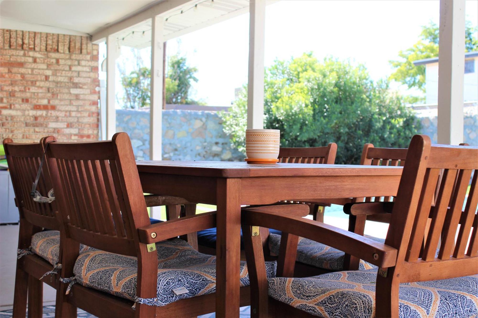 El Chuco W Pool, Pool Table,15 Min Downtown Holiday home