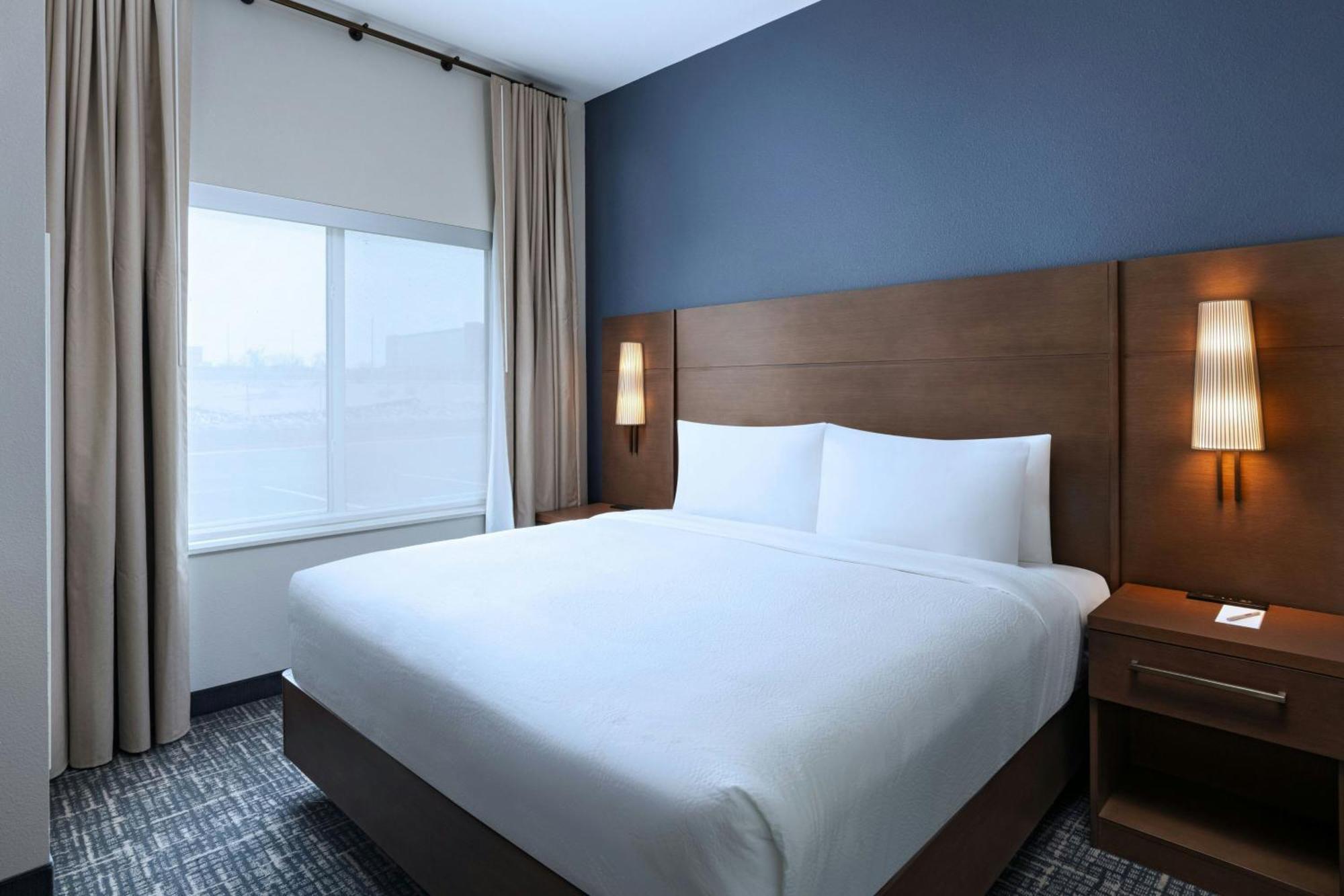 By Marriott East * El Paso