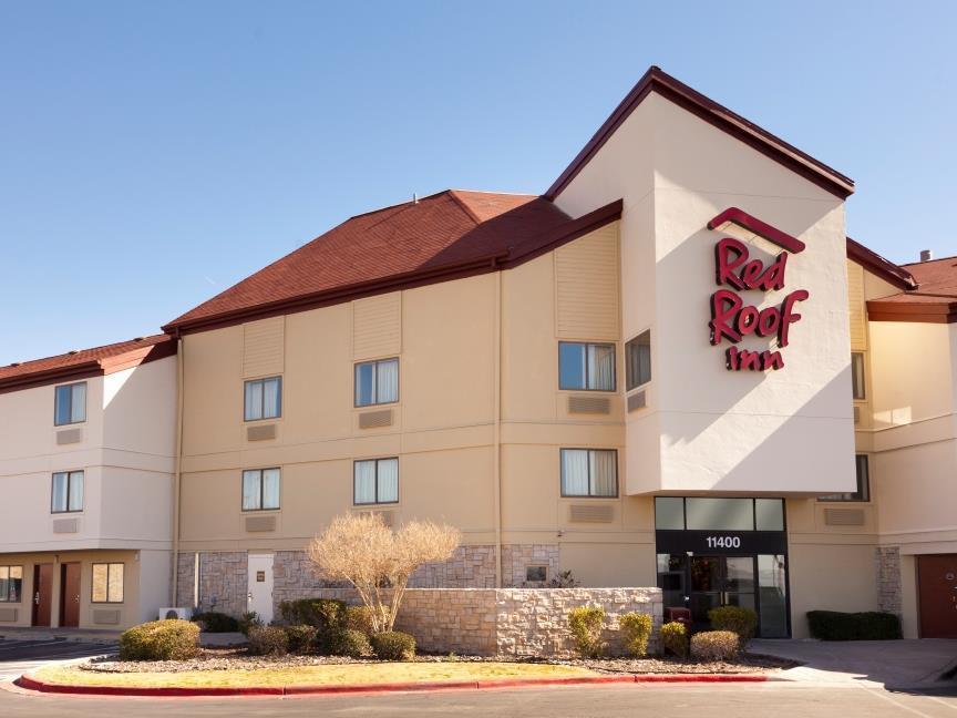 Red Roof Plus+ East Hotel