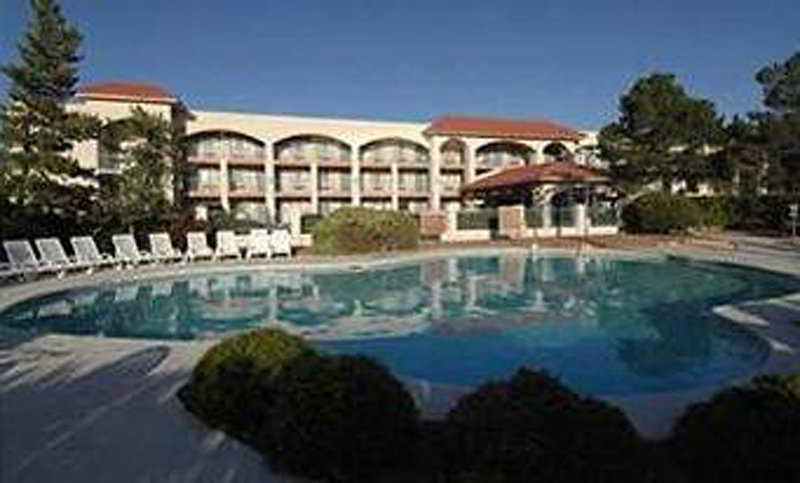 Gasthof Quality Airport East 2*