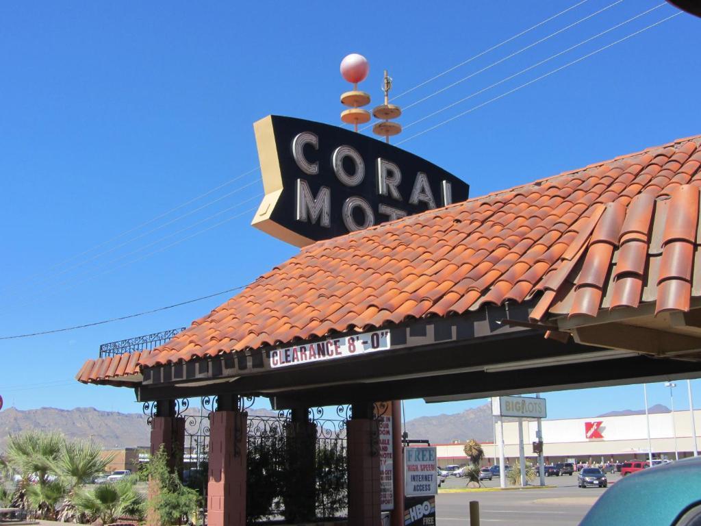 Coral * El Paso