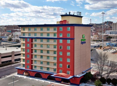 Express El Paso-central By Ihg Hotel 2*