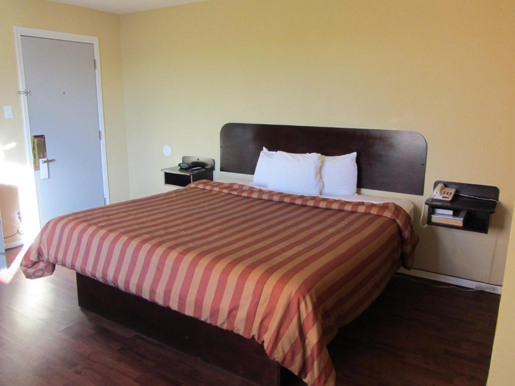 Tx - Airport Motel *