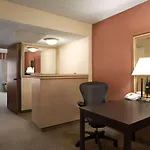 Wyndham El Paso Airport And Water Park
